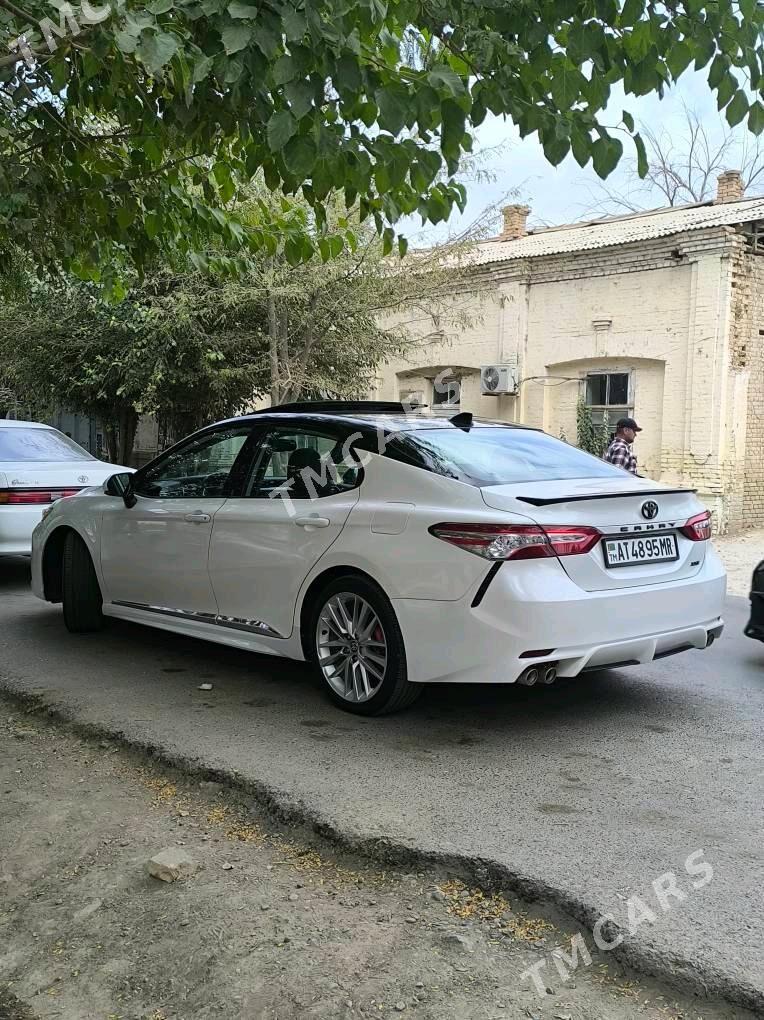 Toyota Camry 2020 - 400 000 TMT - Ýolöten - img 5