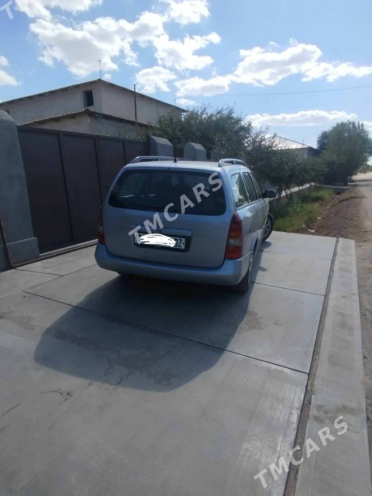 Opel Astra 2003 - 95 000 TMT - Дашогуз - img 3