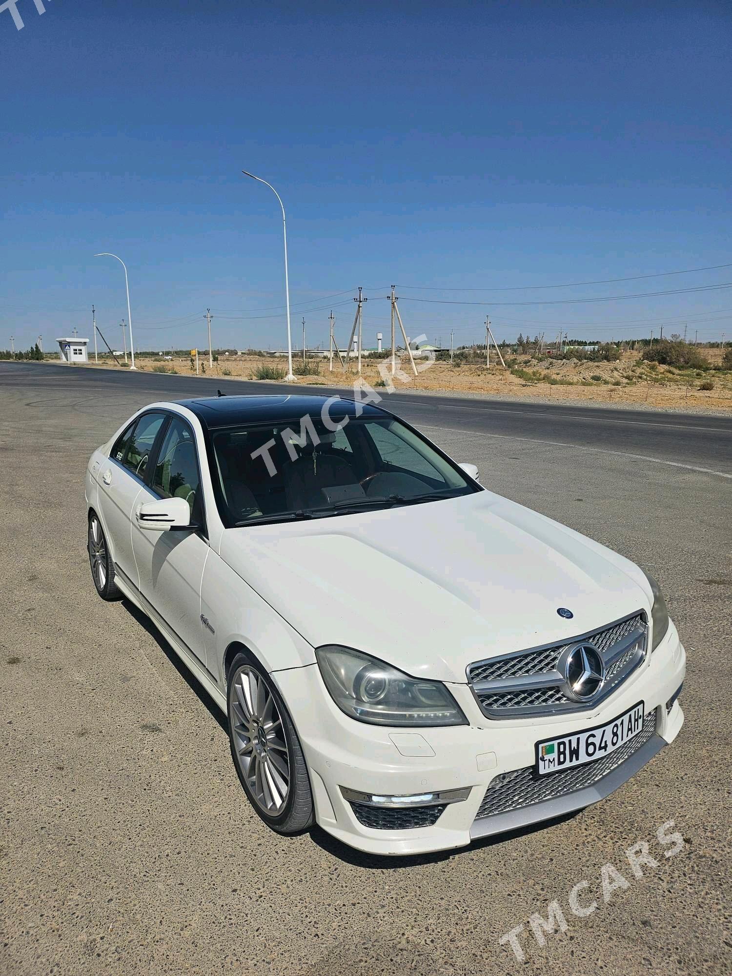 Mercedes-Benz C300 2010 - 190 000 TMT - Änew - img 3