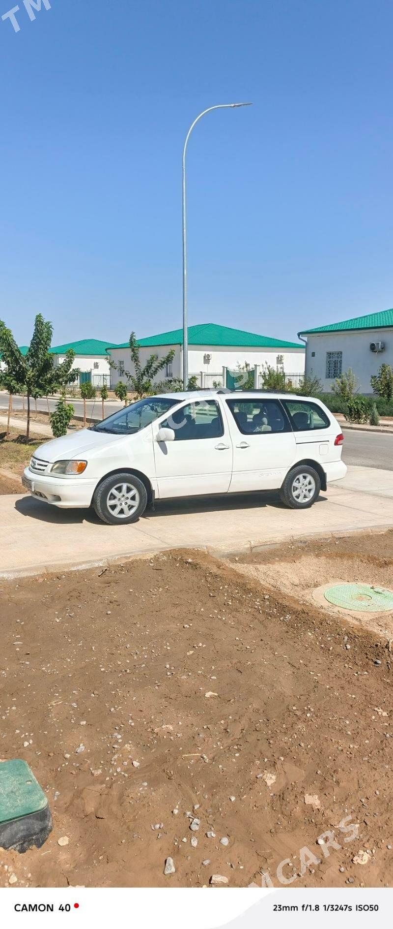Toyota Sienna 2002 - 127 000 TMT - Täze zaman - img 3