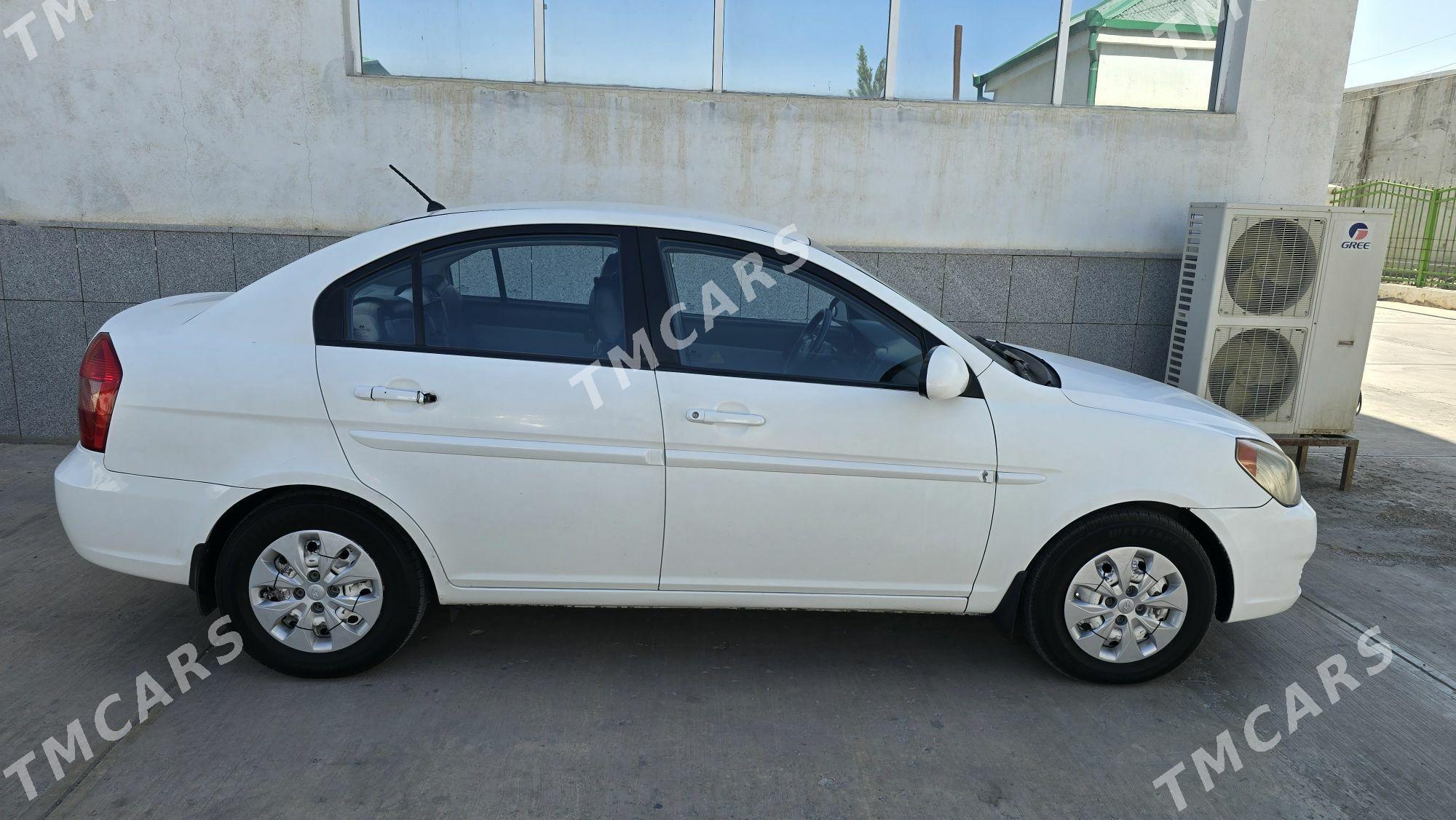 Hyundai Accent 2006 - 70 000 TMT - Büzmeýin GRES - img 2