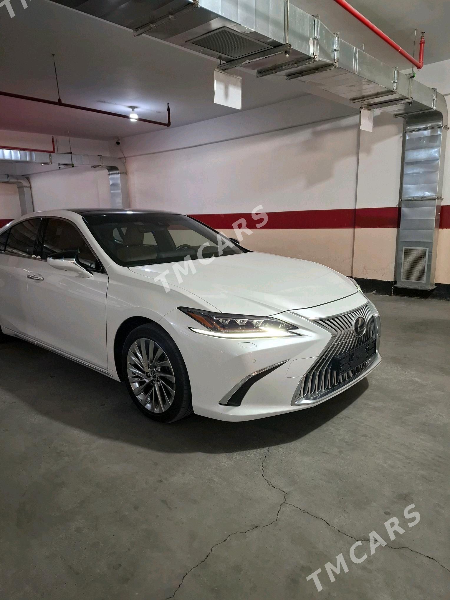 Lexus ES 350 2021 - 890 000 TMT - Podwoýski köç. (Bitarap Türkmenistan şaýoly) - img 4