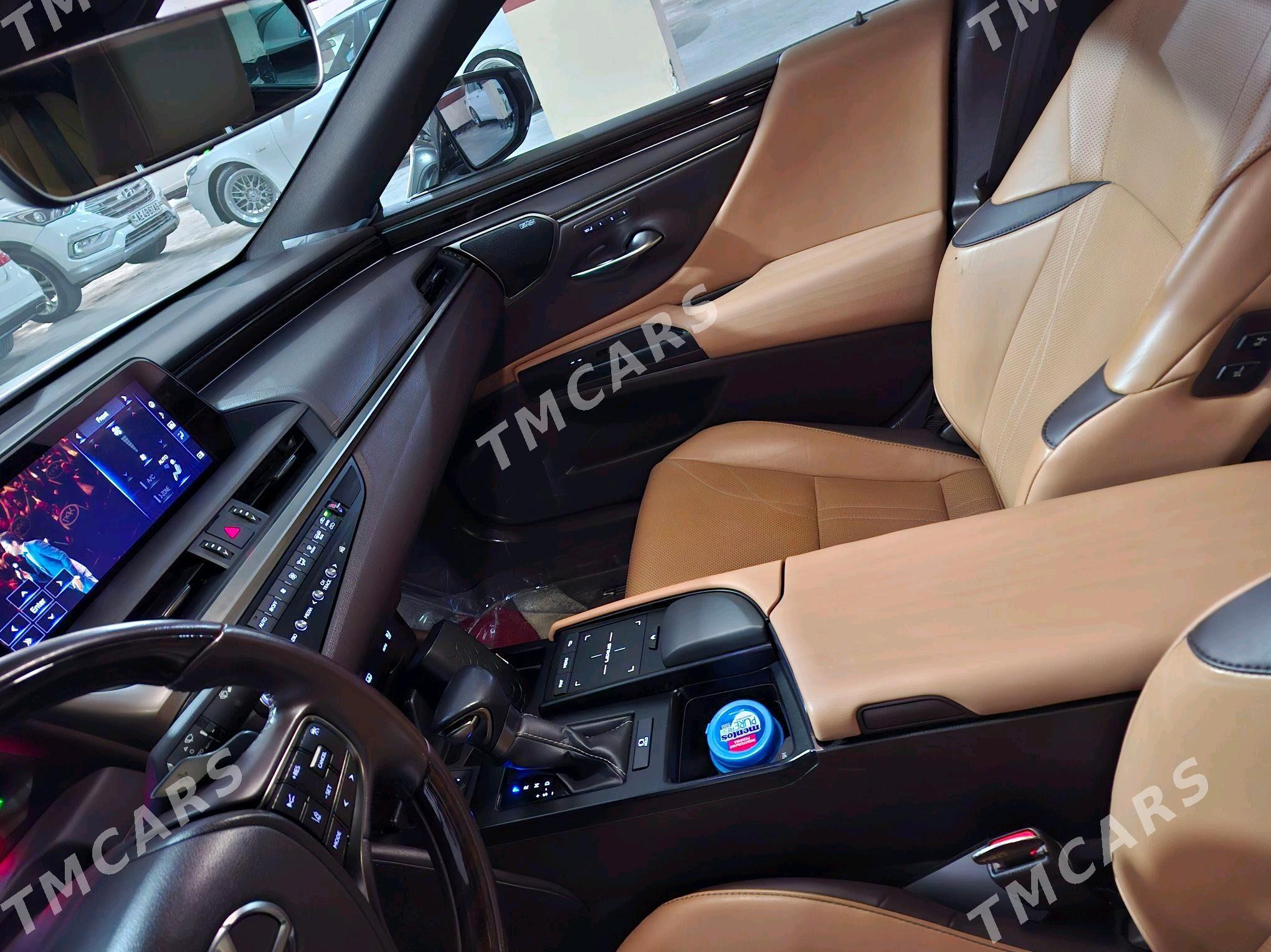 Lexus ES 350 2021 - 890 000 TMT - Podwoýski köç. (Bitarap Türkmenistan şaýoly) - img 5