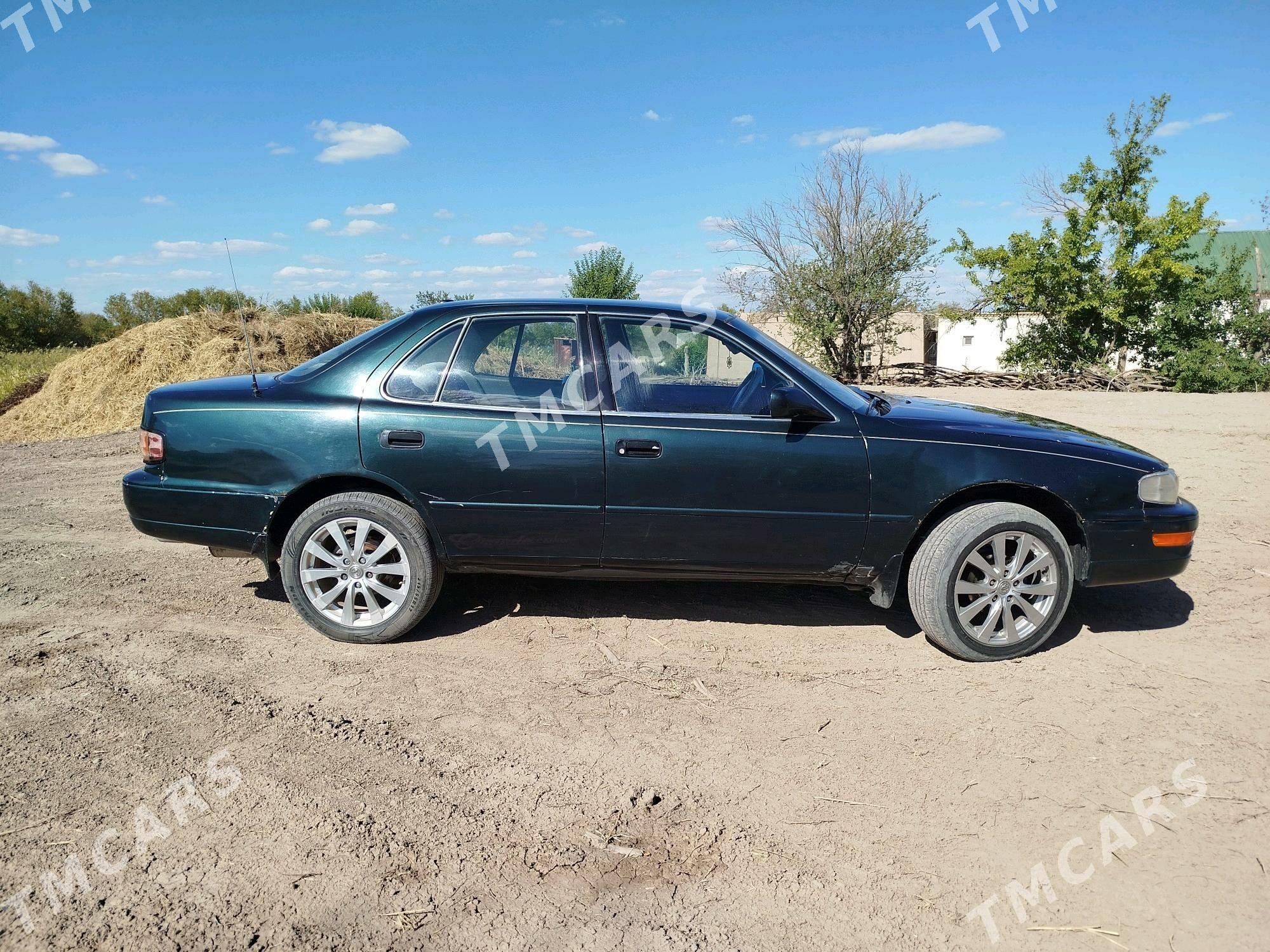 Toyota Camry 1993 - 85 000 TMT - Акдепе - img 4