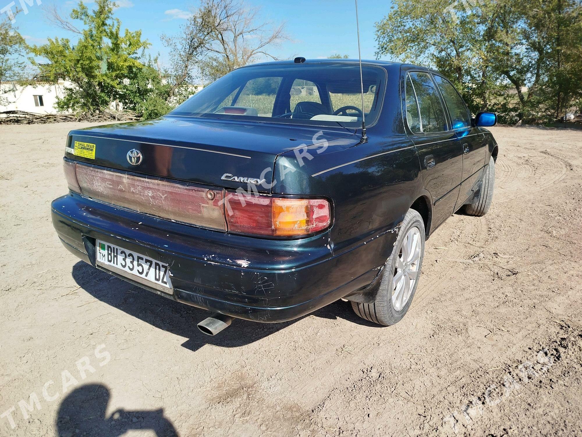Toyota Camry 1993 - 85 000 TMT - Акдепе - img 5