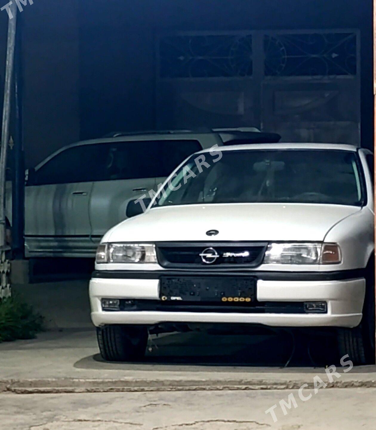 Opel Vectra 1993 - 42 000 TMT - Çärjew - img 5