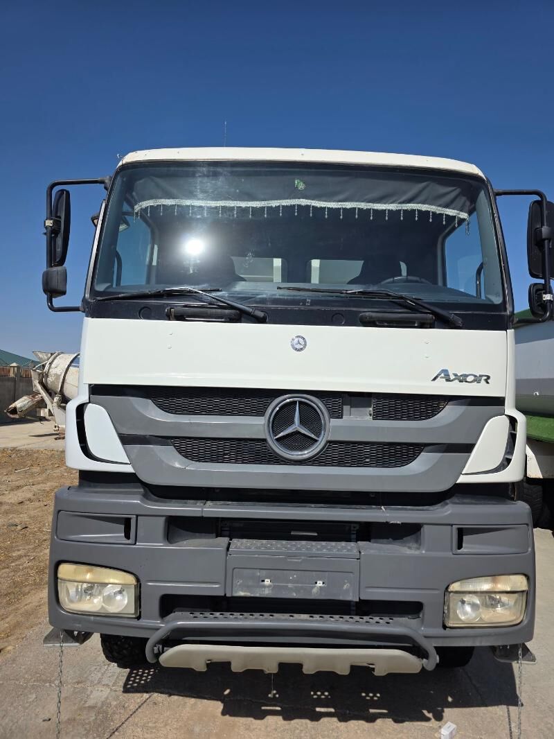 Mercedes-Benz ACTROS 3331 2015 - 600 000 TMT - Büzmeýin - img 8