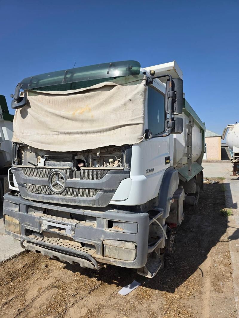 Mercedes-Benz ACTROS 3331 2015 - 600 000 TMT - Büzmeýin - img 5
