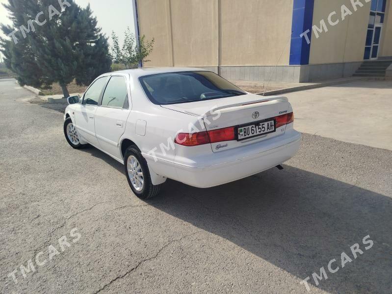 Toyota Camry 1999 - 125 000 TMT - Кака - img 3