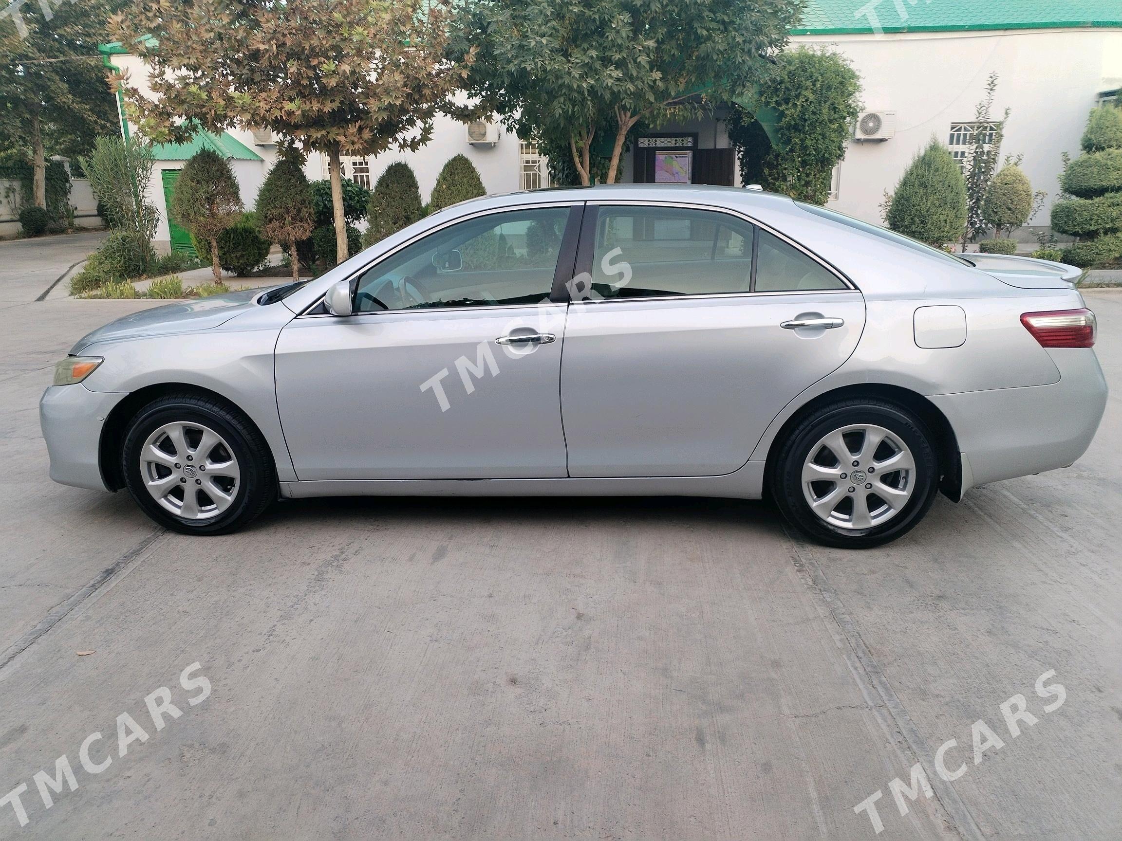 Toyota Camry 2006 - 168 000 TMT - Ак-Бугдайский этрап - img 1