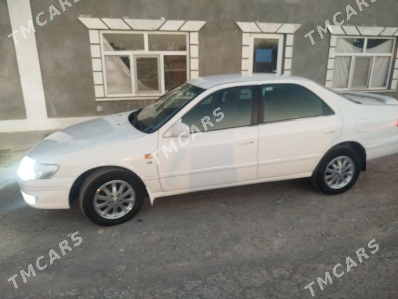 Toyota Camry 1999 - 125 000 TMT - Кака - img 5