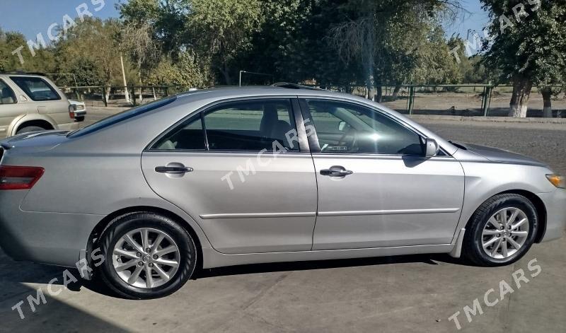 Toyota Camry 2010 - 260 000 TMT - Байрамали - img 3