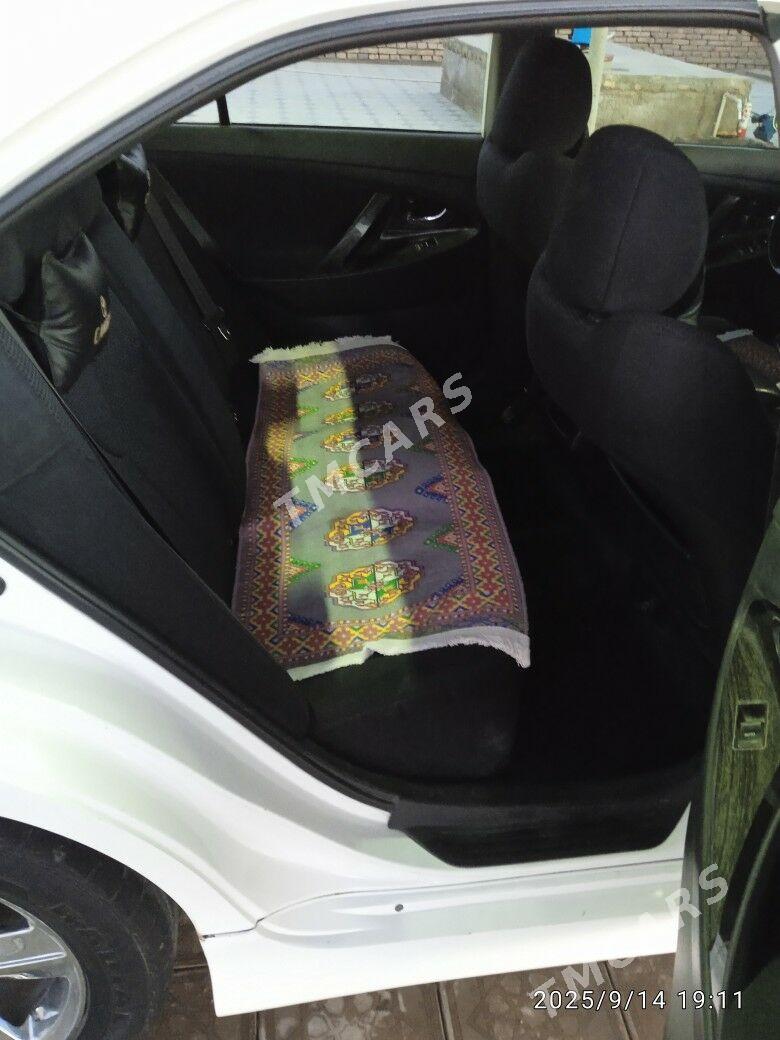 Toyota Camry 2010 - 185 000 TMT - Baýramaly - img 2