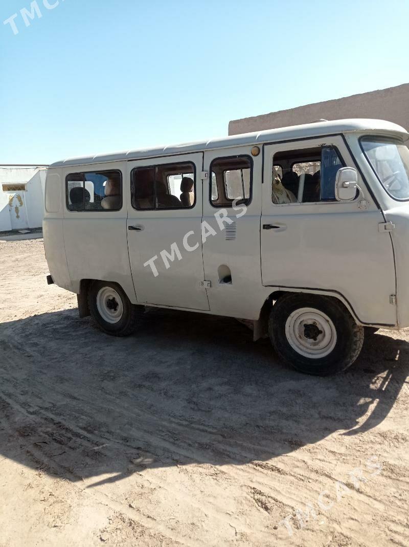 UAZ Profi 2002 - 30 000 TMT - Болдумсаз - img 3