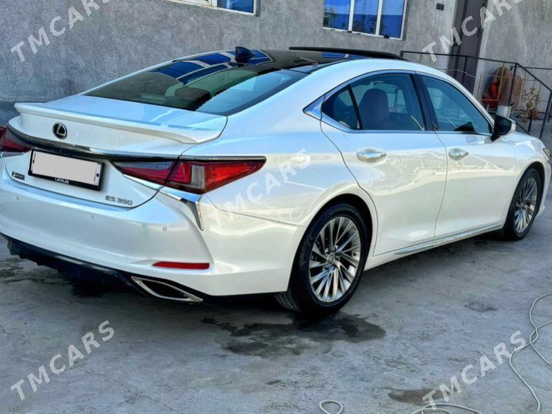 Lexus ES 350 2019 - 588 000 TMT - Магданлы - img 6