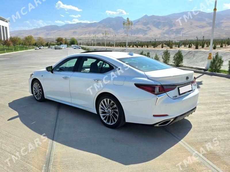 Lexus ES 350 2019 - 540 000 TMT - Büzmeýin - img 4