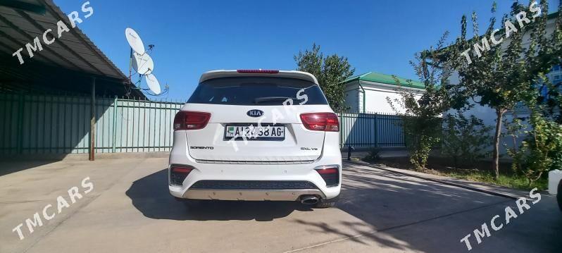 Kia Sorento 2018 - 360 000 TMT - Ашхабад - img 2