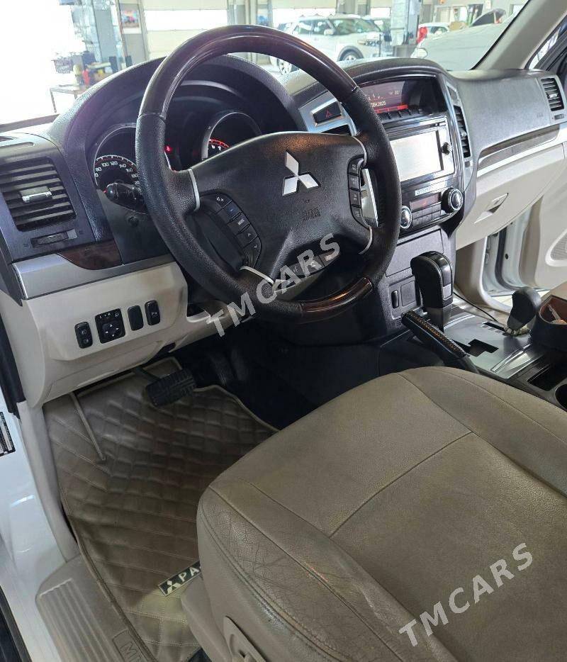 Mitsubishi Pajero 2015 - 325 000 TMT - Aşgabat - img 1