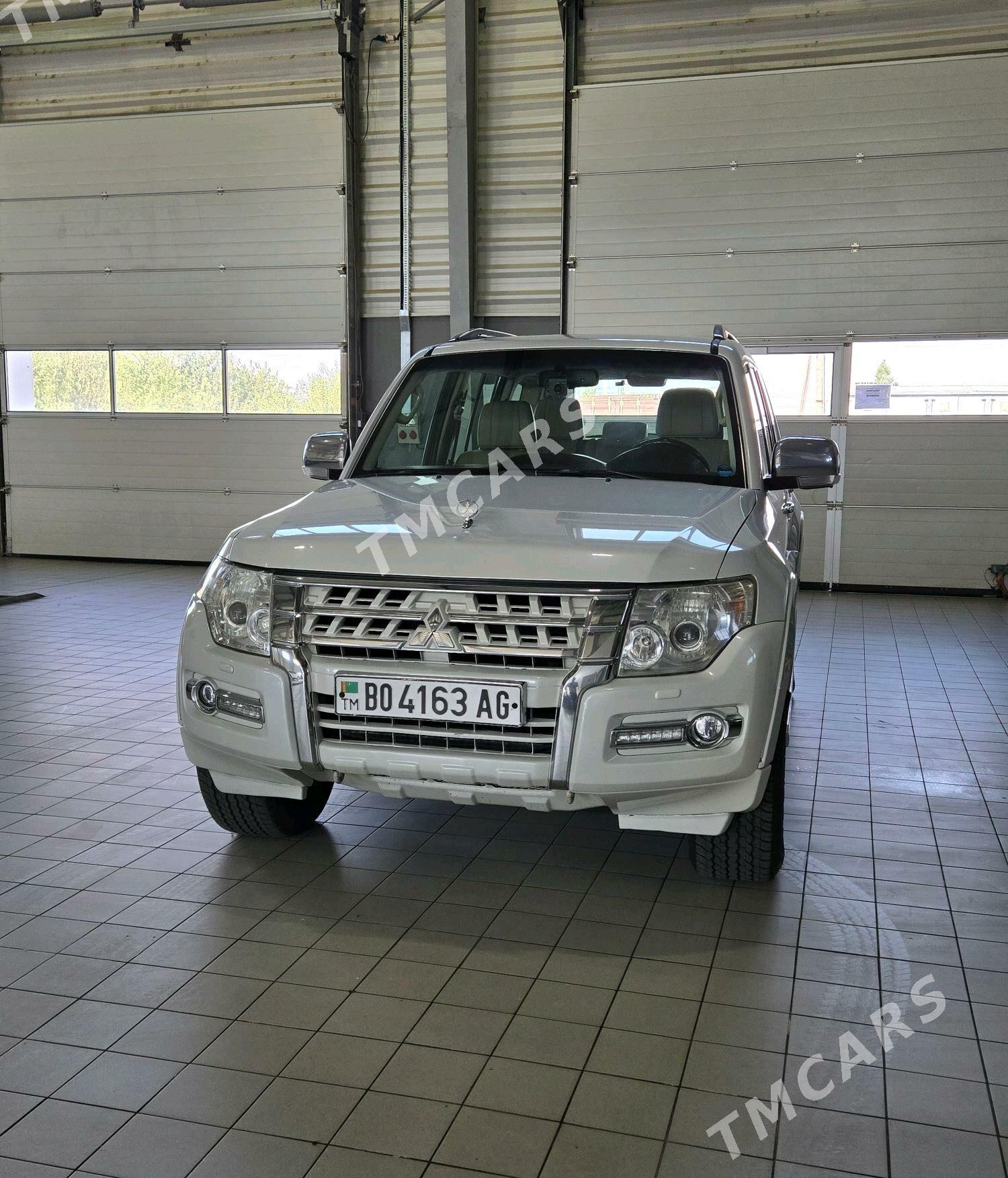 Mitsubishi Pajero 2015 - 325 000 TMT - Aşgabat - img 6