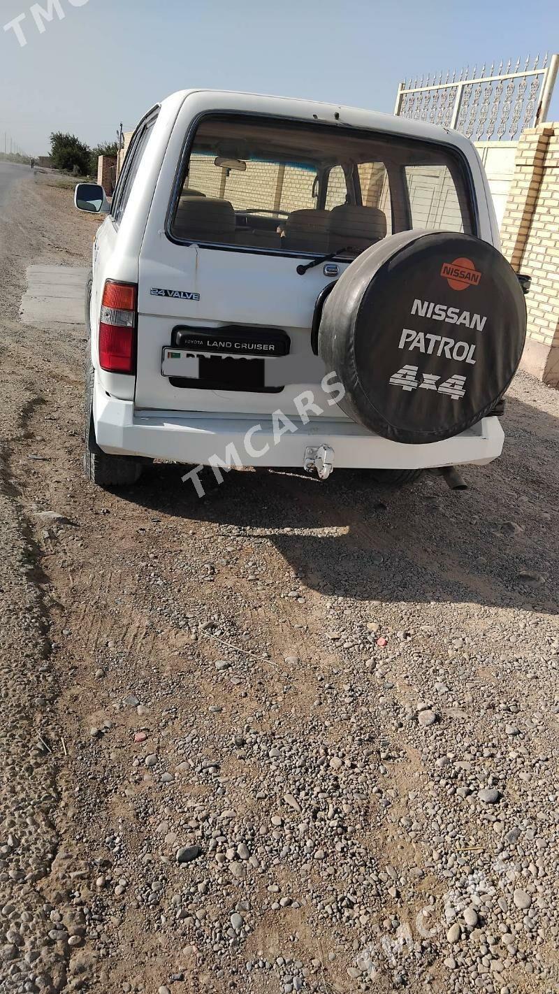 Toyota Land Cruiser 1996 - 120 000 TMT - Теджен - img 2