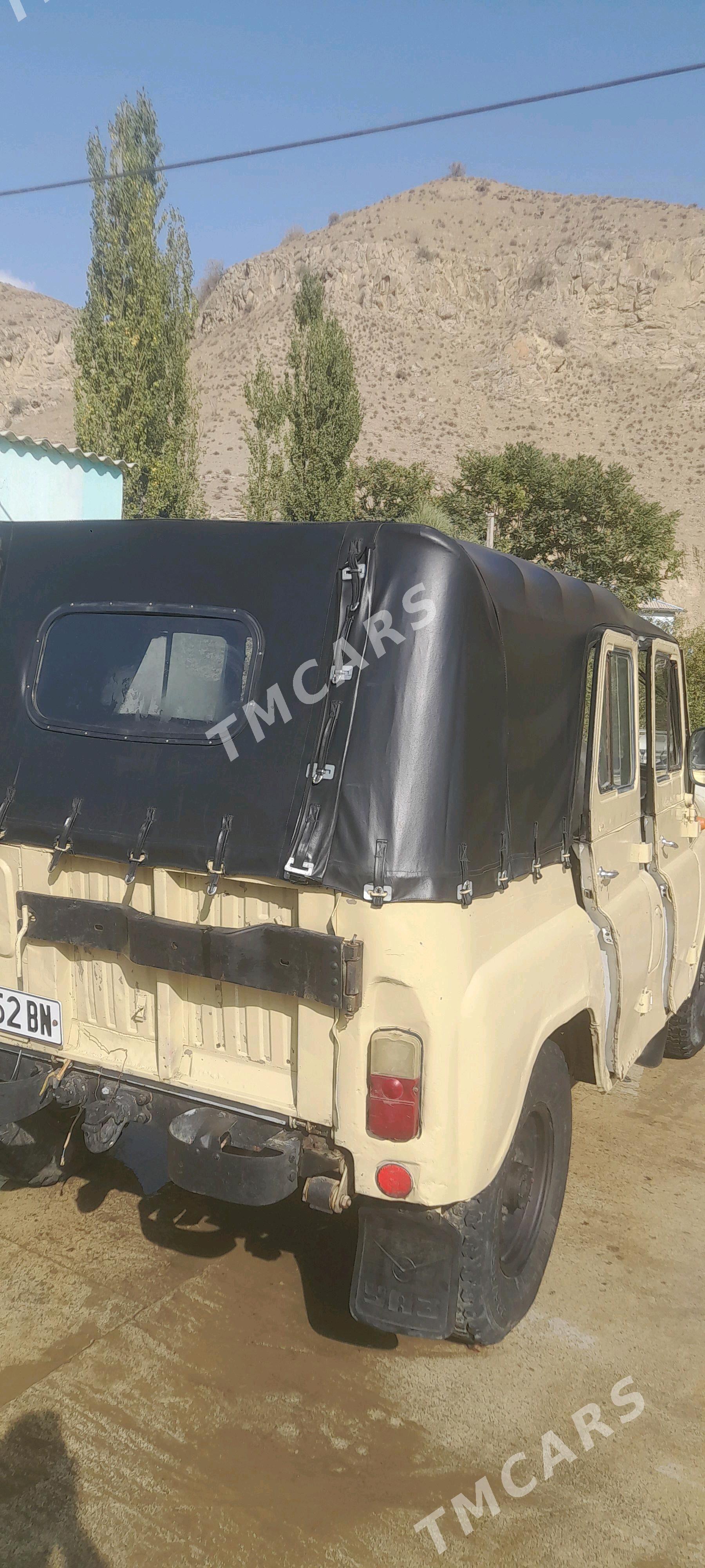 UAZ 469 1997 - 40 000 TMT - Magtymguly - img 5