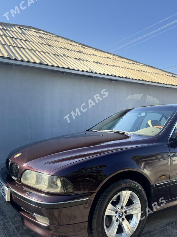 BMW E39 1998 - 105 000 TMT - Balkanabat - img 9