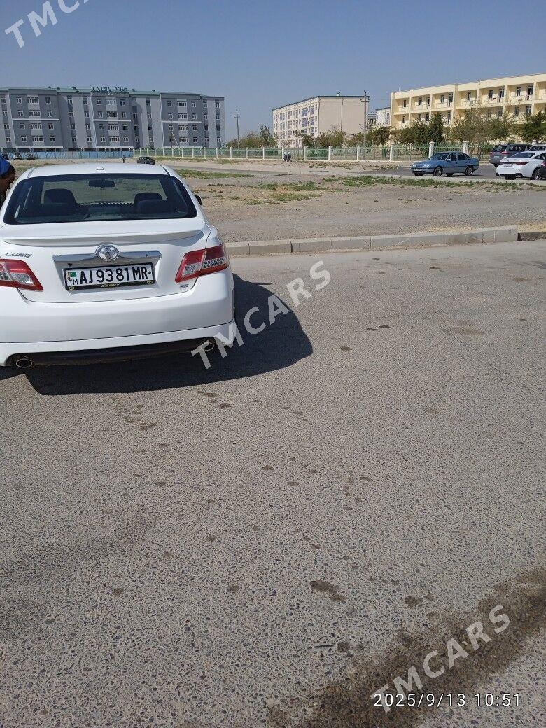 Toyota Camry 2010 - 189 000 TMT - Baýramaly - img 8