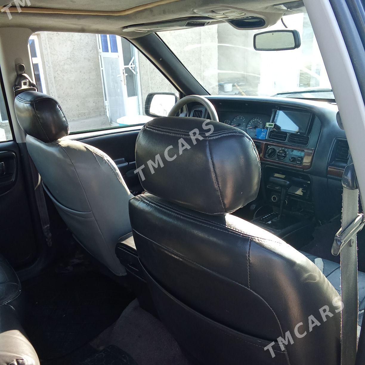Jeep Grand Cherokee 1996 - 78 000 TMT - Гумдаг - img 3