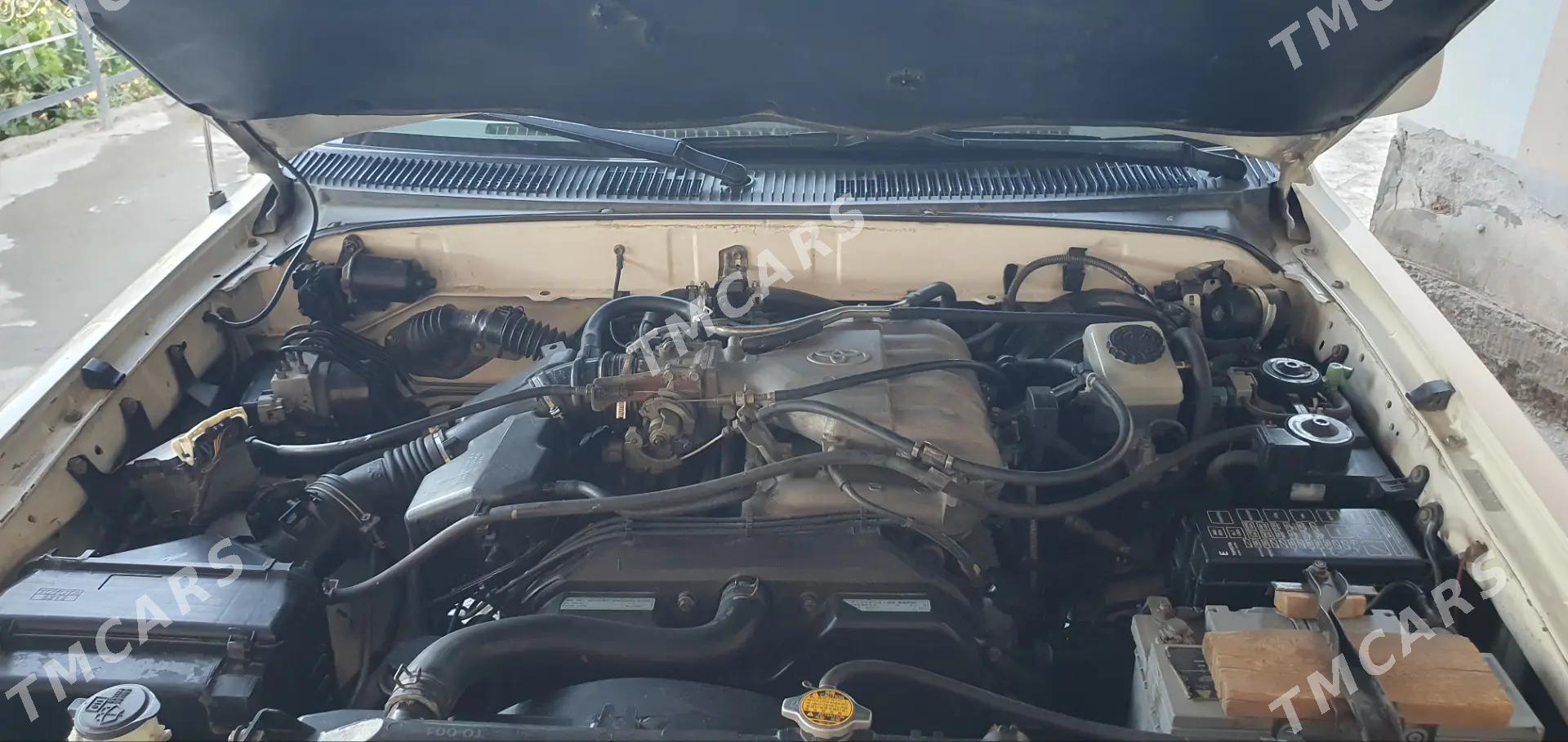 Toyota 4Runner 1999 - 175 000 TMT - Daşoguz - img 9