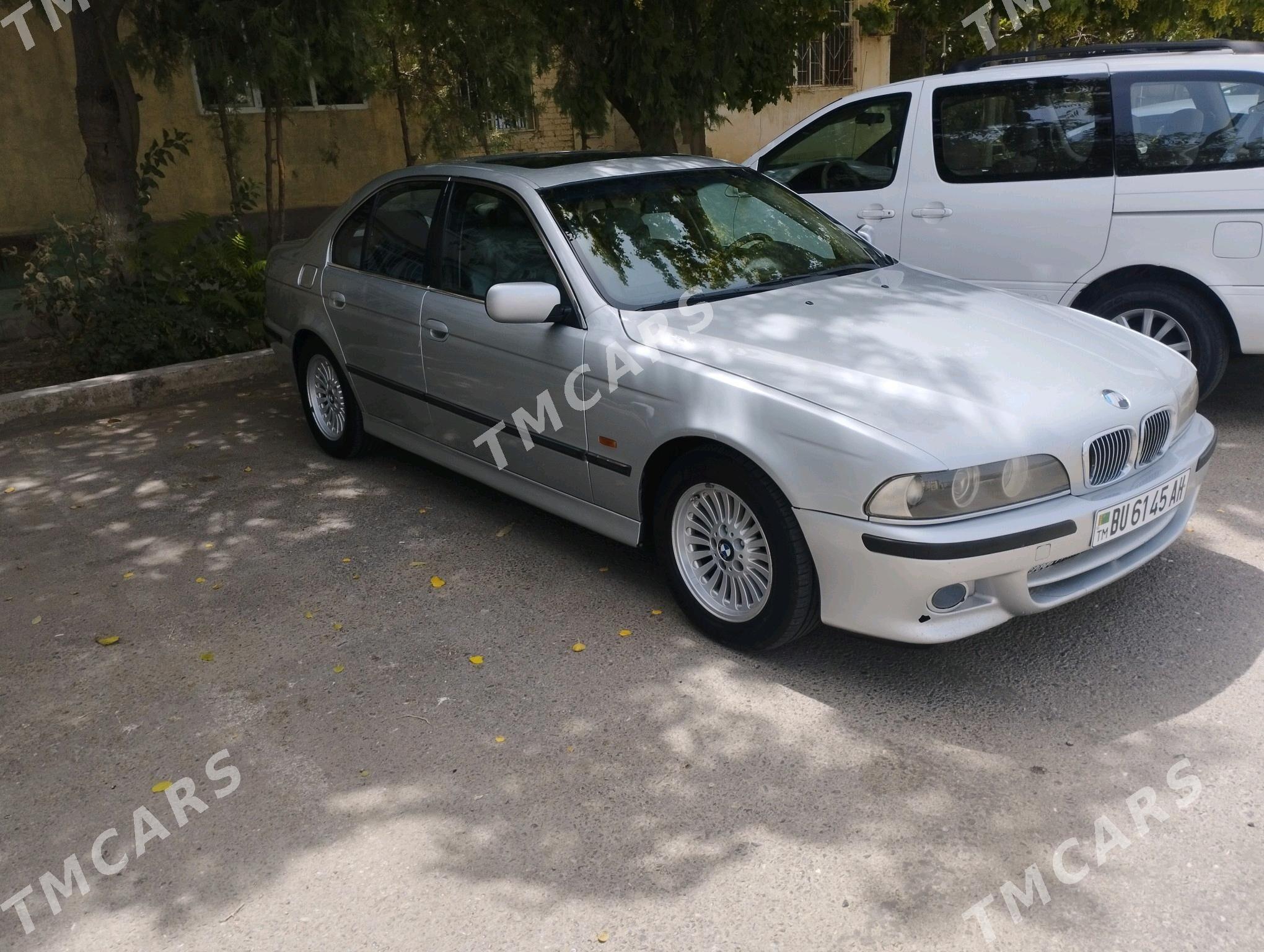 BMW E39 2000 - 96 000 TMT - Kaka - img 3