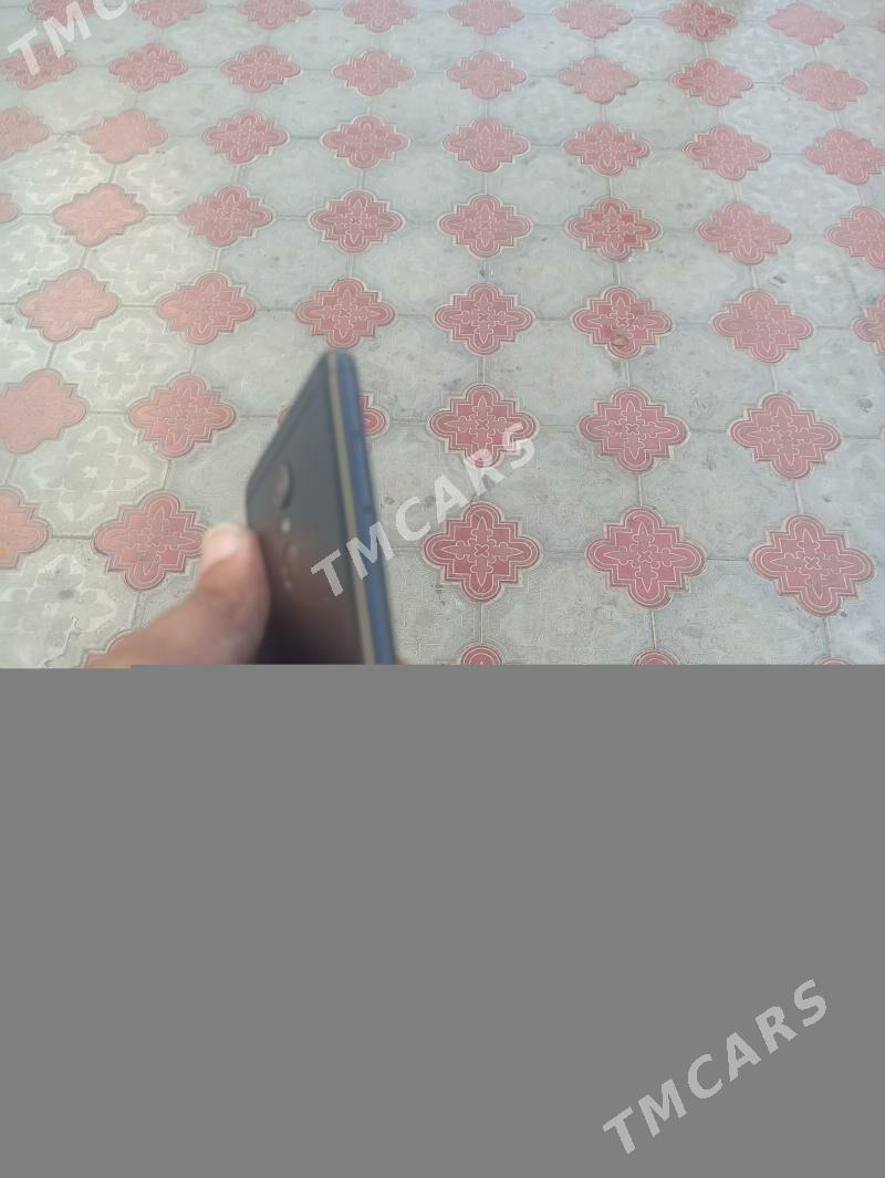 Redmi 5 - Mary - img 4
