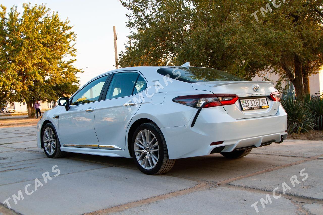 Toyota Camry 2021 - 290 000 TMT - Мары - img 5