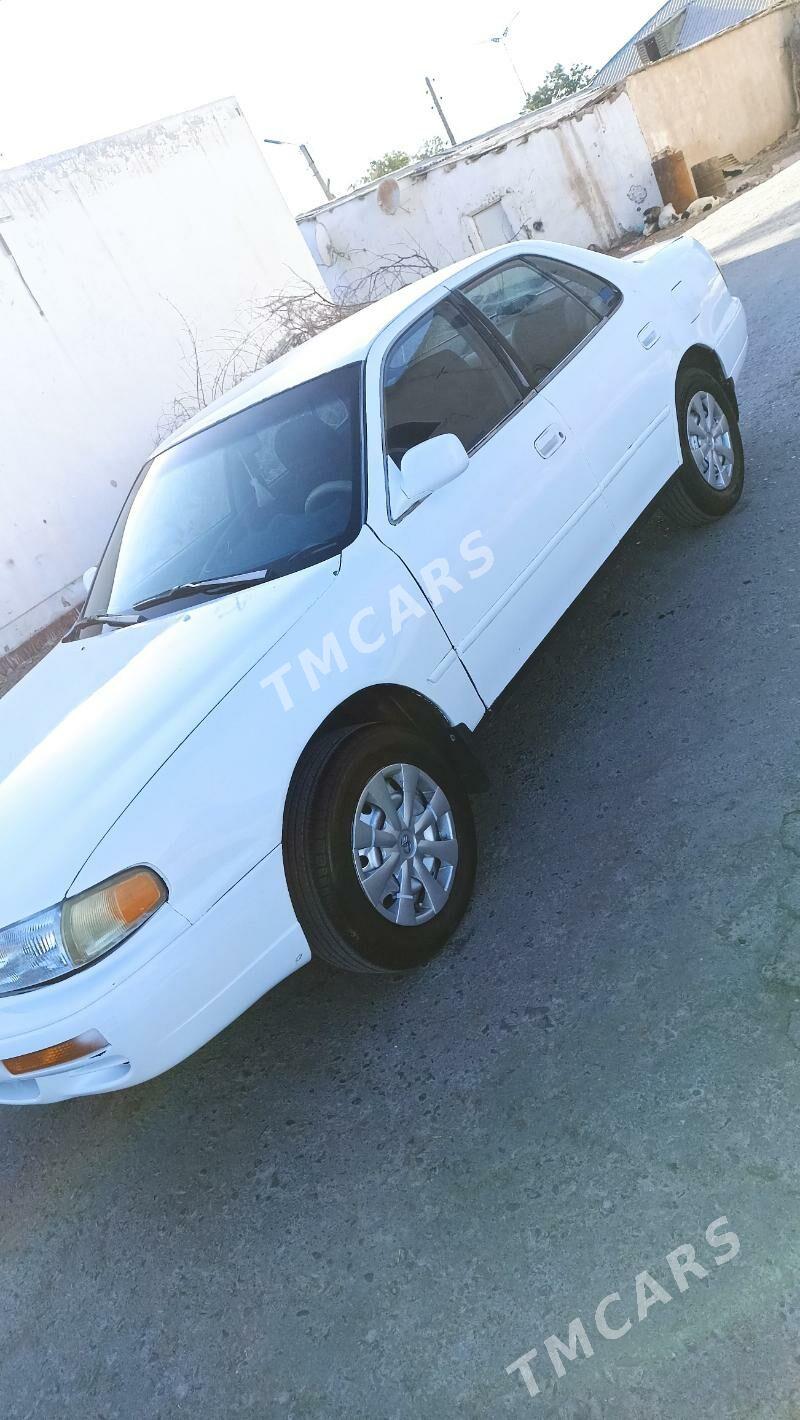 Toyota Camry 1995 - 85 000 TMT - Sakar - img 9