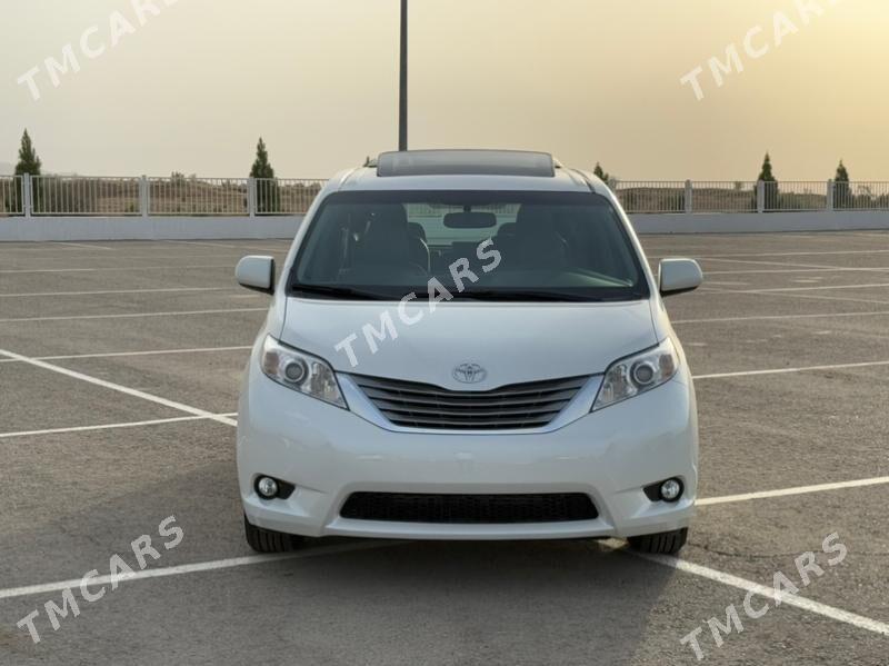 Toyota Sienna 2017 - 378 000 TMT - Ашхабад - img 4