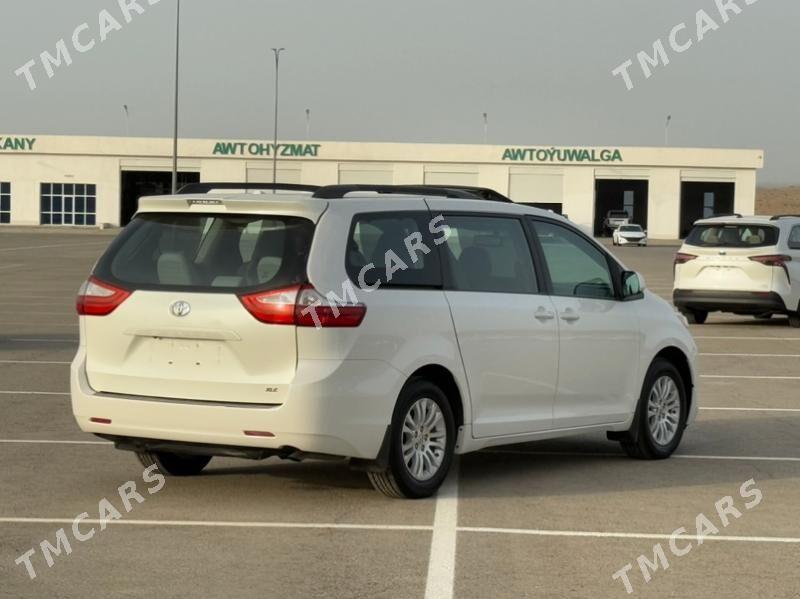 Toyota Sienna 2017 - 378 000 TMT - Ашхабад - img 7