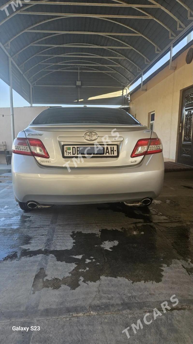 Toyota Camry 2009 - 180 000 TMT - 30 mkr - img 4