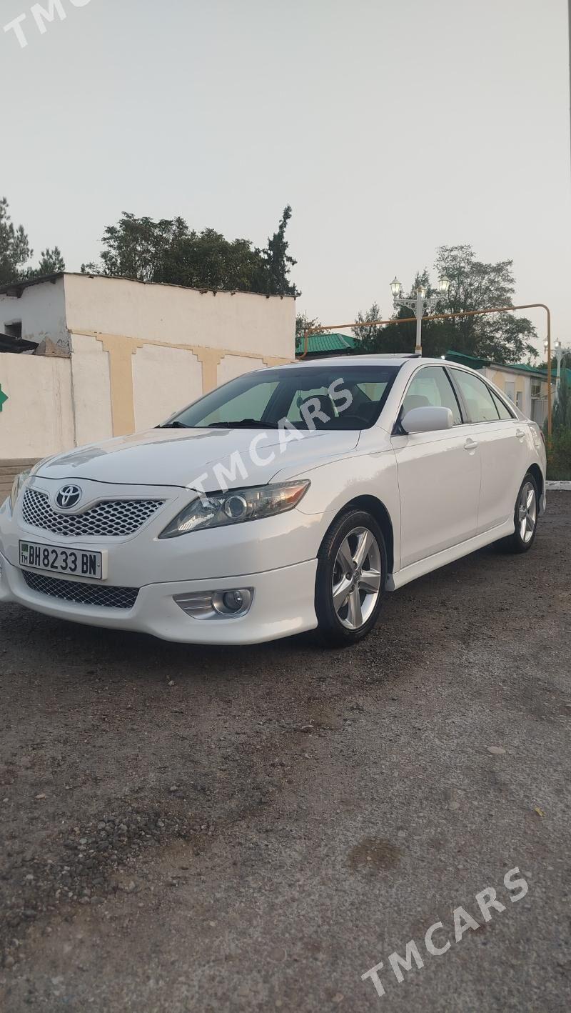 Toyota Camry 2010 - 238 000 TMT - Балканабат - img 3