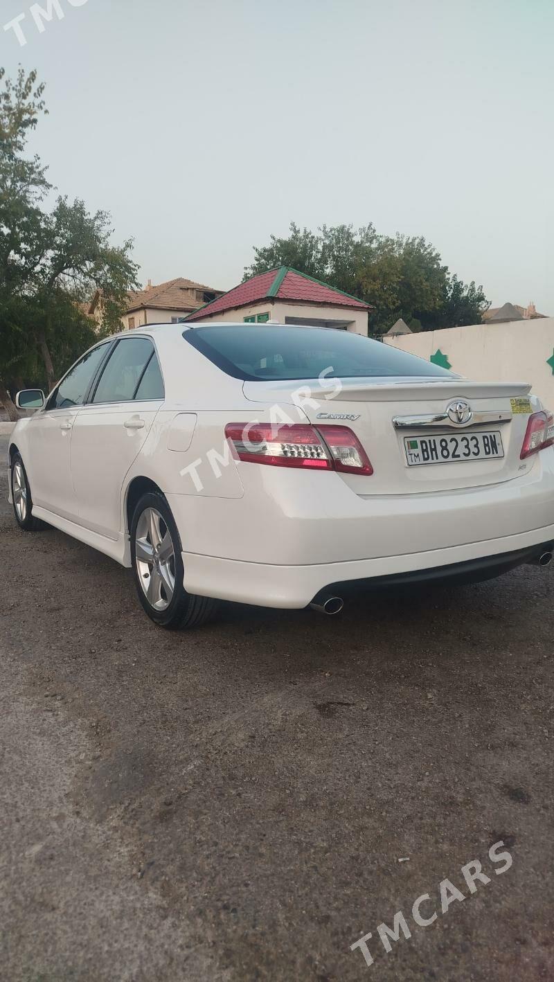 Toyota Camry 2010 - 238 000 TMT - Балканабат - img 7