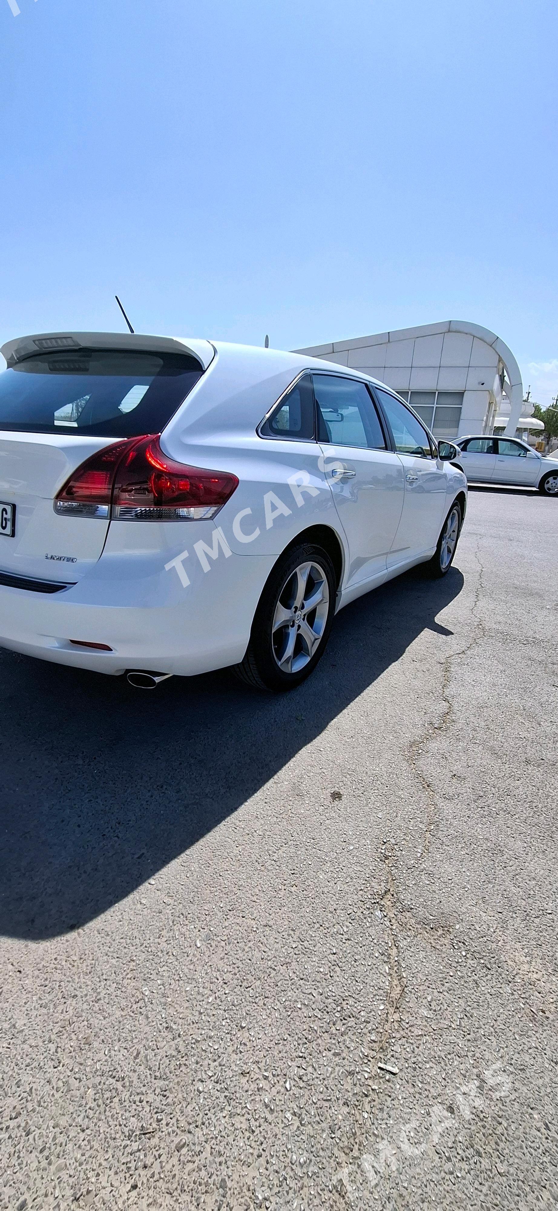Toyota Venza 2013 - 310 000 TMT - Кëши - img 6