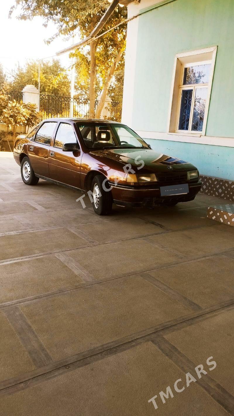 Opel Vectra 1990 - 30 000 TMT - Мары - img 4