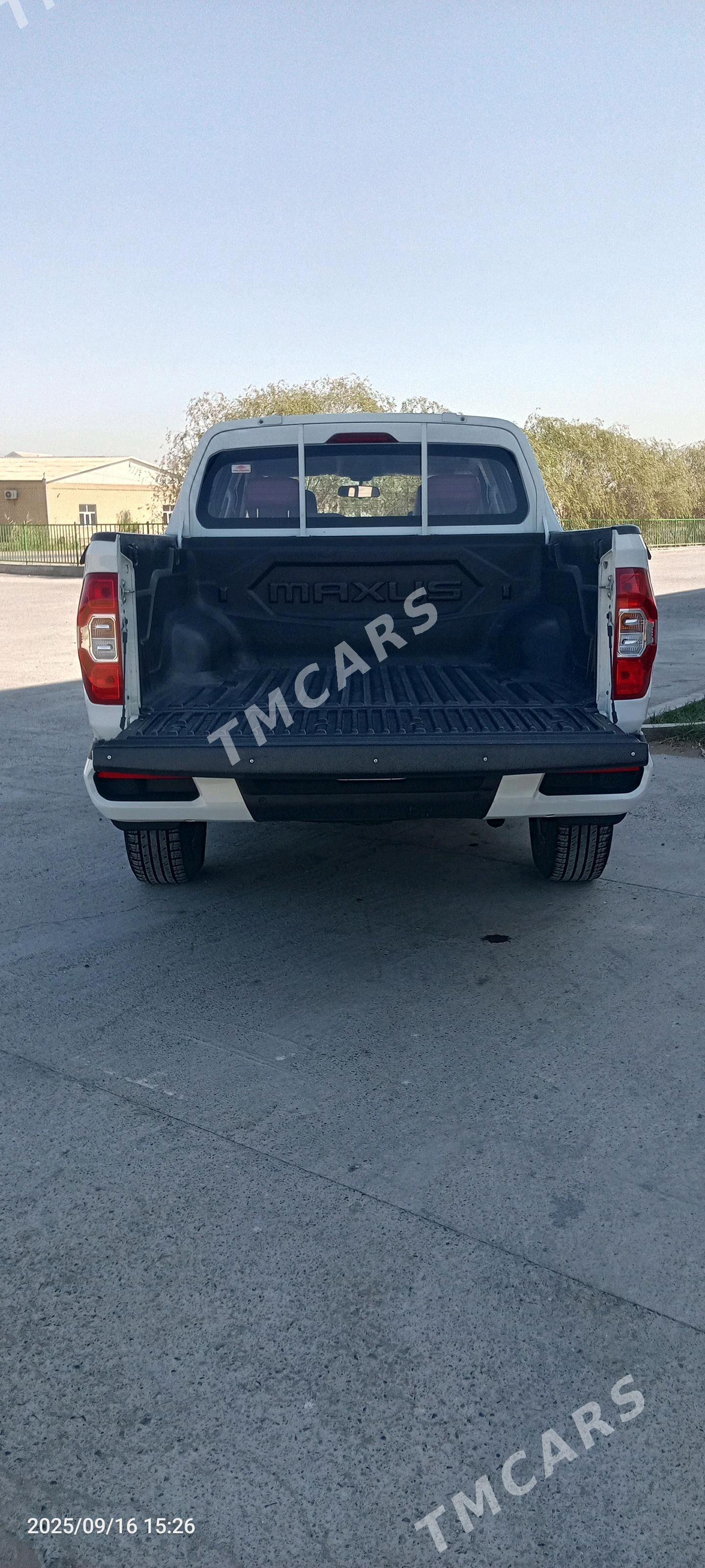 Toyota Tacoma 2023 - 330 000 TMT - Мары - img 2