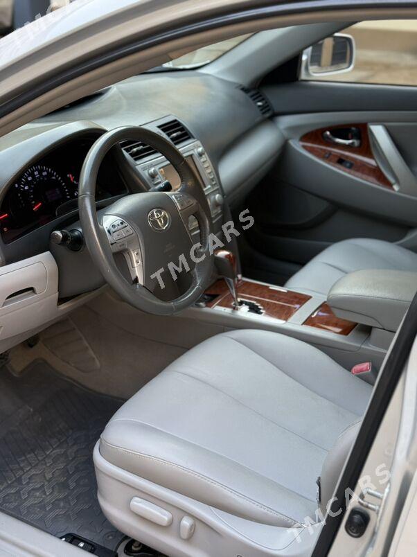 Toyota Camry 2010 - 216 700 TMT - Мары - img 2