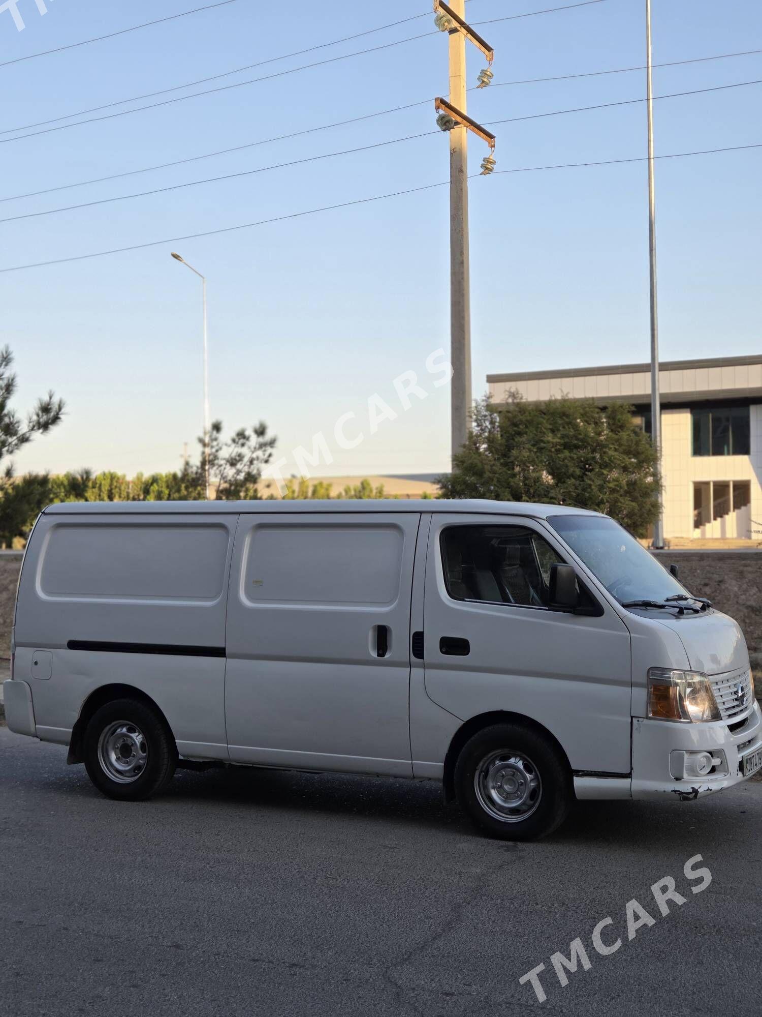 Nissan Urvan 2008 - 140 000 TMT - Mary - img 4