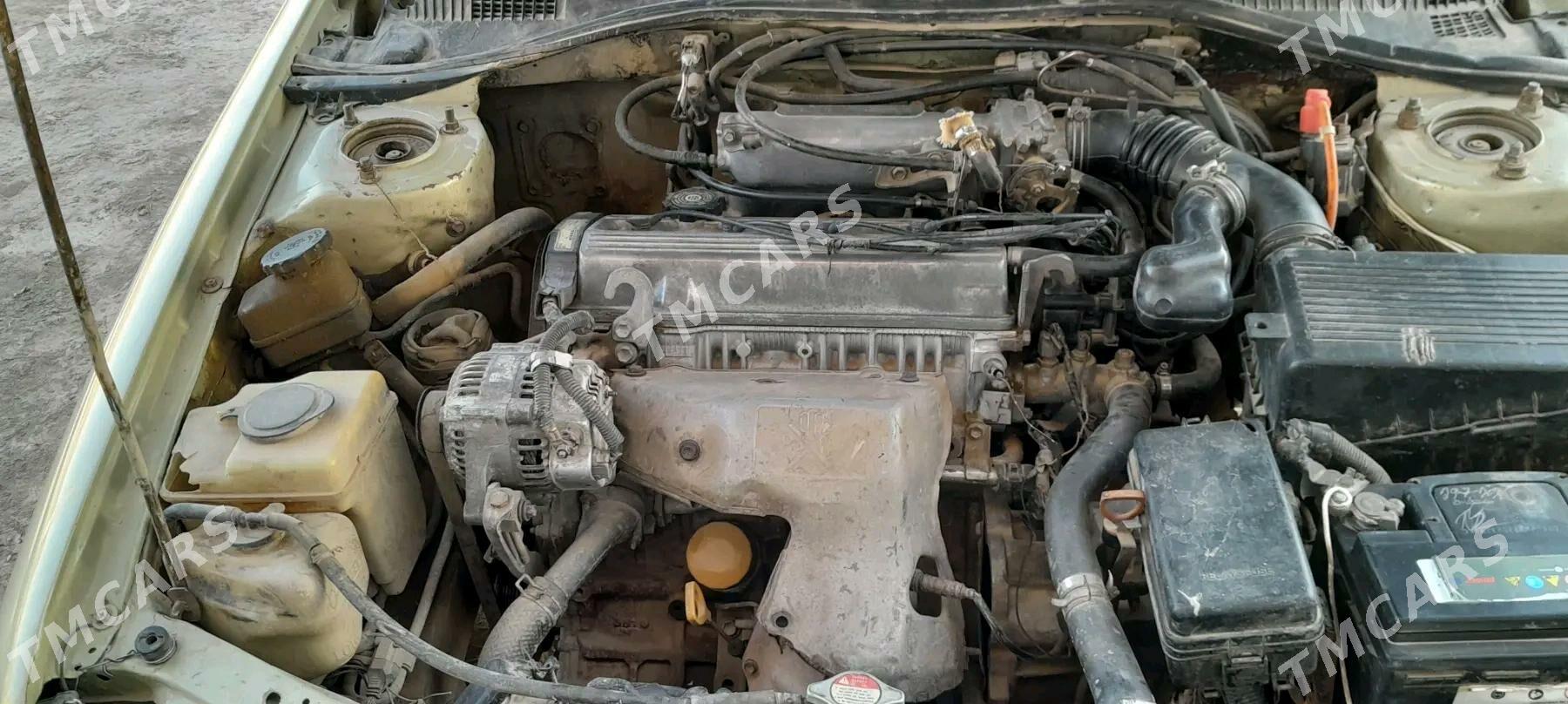 Toyota Carina 1992 - 40 000 TMT - Gurbansoltan Eje - img 3