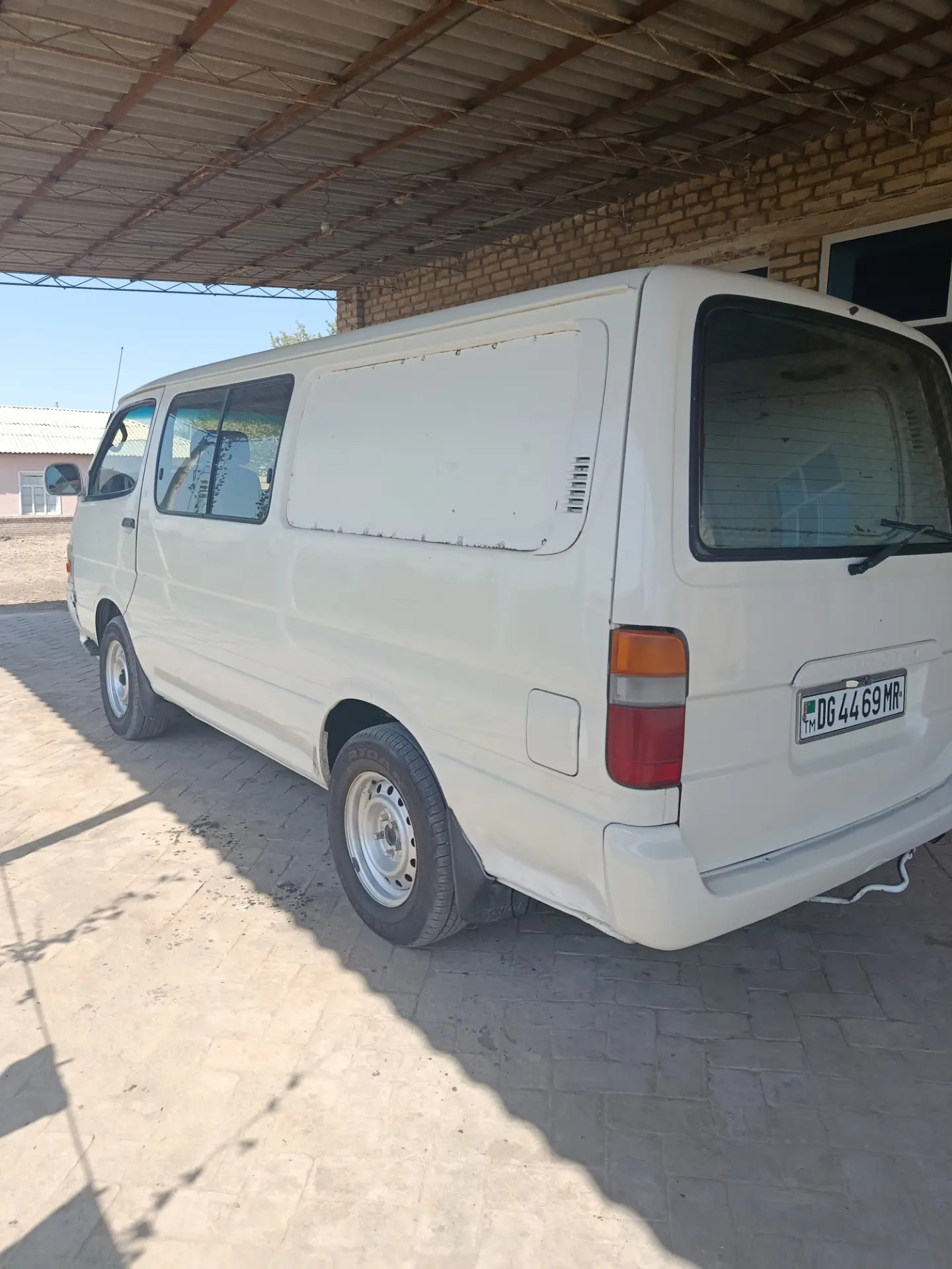 Toyota Hiace 2004 - 135 000 TMT - Туркменгала - img 8