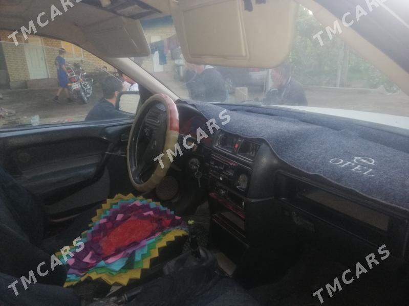 Opel Vectra 1995 - 13 000 TMT - Гарабекевюл - img 3