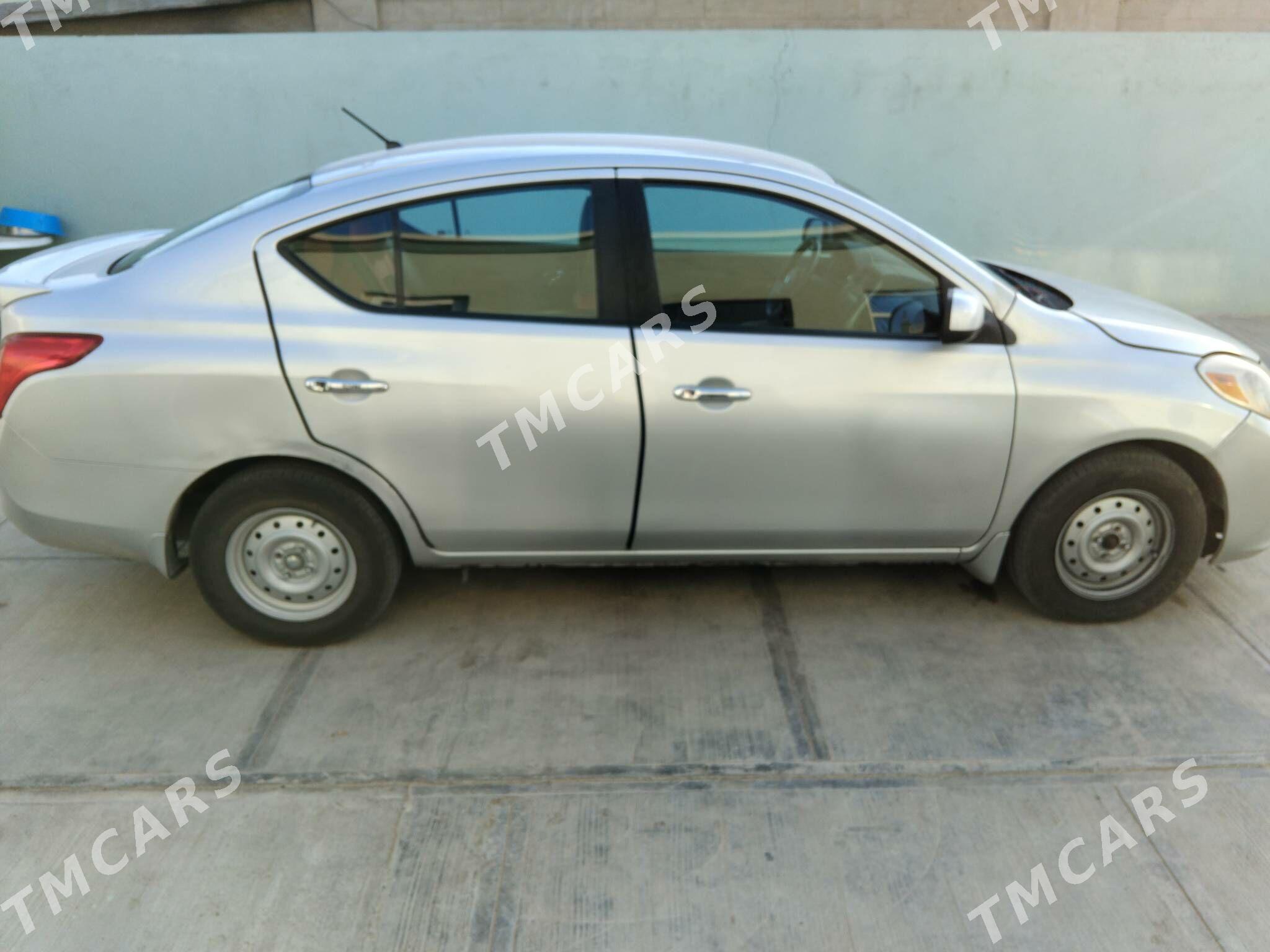 Nissan Versa 2013 - 115 000 TMT - Aşgabat - img 2