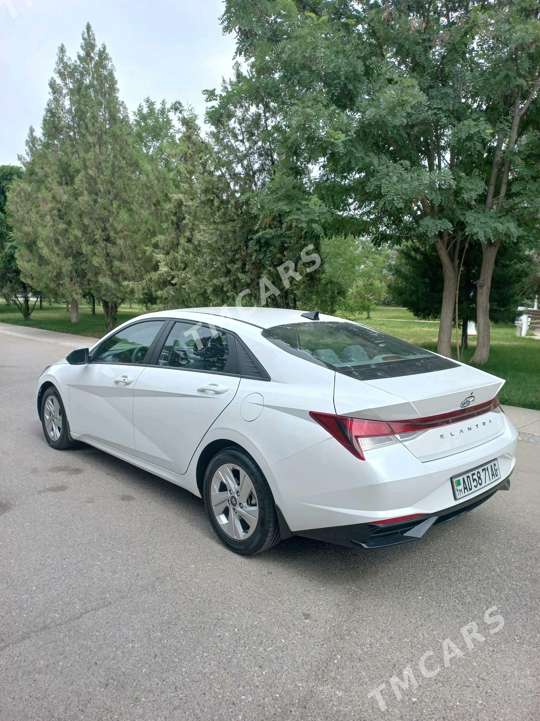 Hyundai Elantra 2022 - 245 000 TMT - Ашхабад - img 2