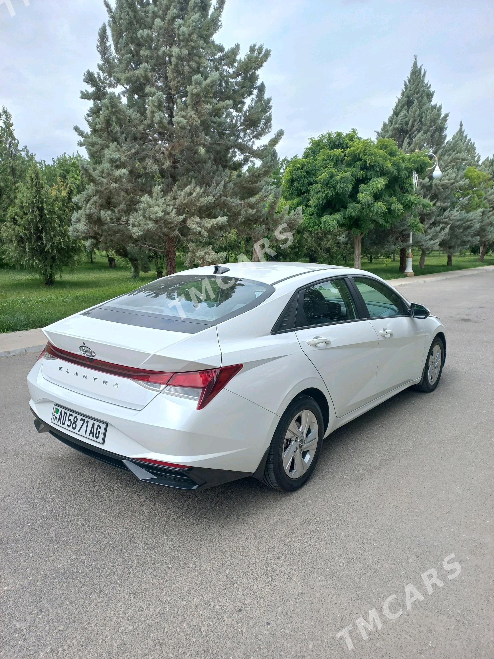 Hyundai Elantra 2022 - 245 000 TMT - Ашхабад - img 3