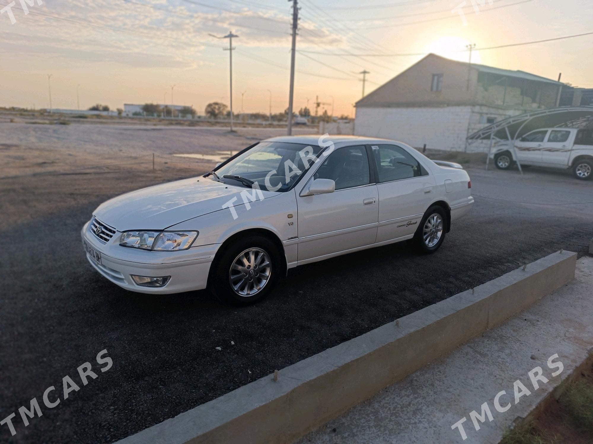 Toyota Camry 2001 - 138 000 TMT - Balkanabat - img 5